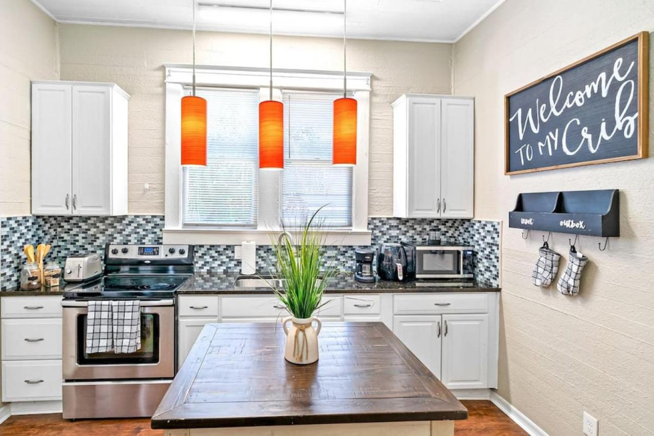 Charming And Historic Bungalow Near All Tampa Exterior photo