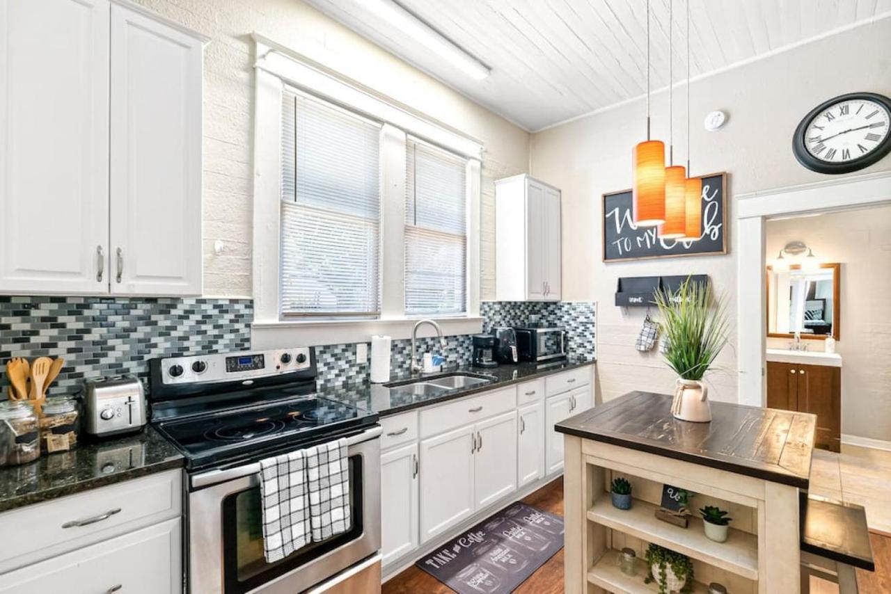 Charming And Historic Bungalow Near All Tampa Exterior photo